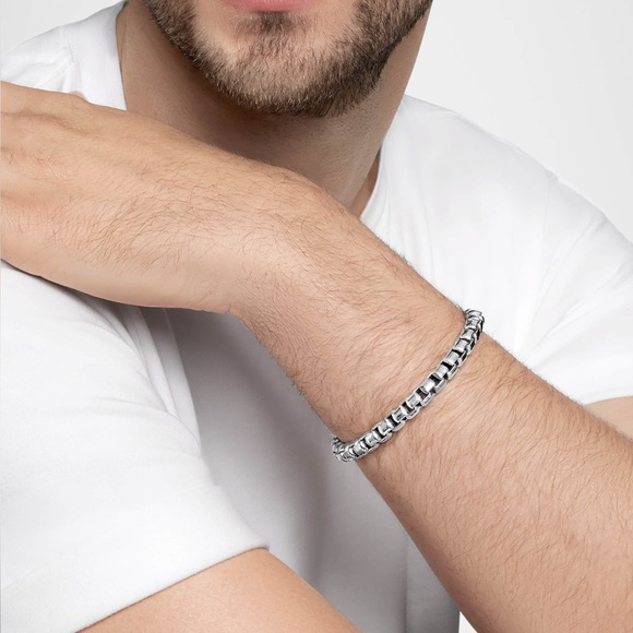 David Yurman Box Chain Bracelet - Picture 2 of 5